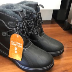 New Boots 8.5 Women’s 
