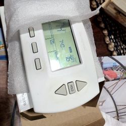  Honeywell Thermostat New