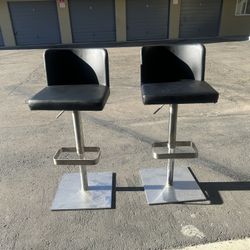 Black Bar Stool Pair