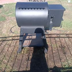 Louisiana Grills Smoker