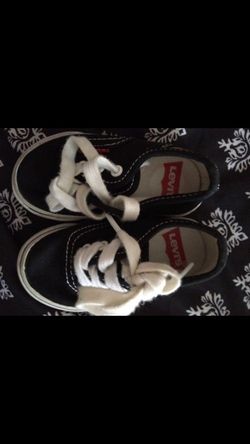 Levis Shoes