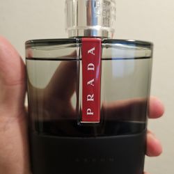 Prada Carbon