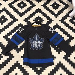 Toronto Leafs Mathews 34 