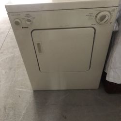 Electric Dryer : 