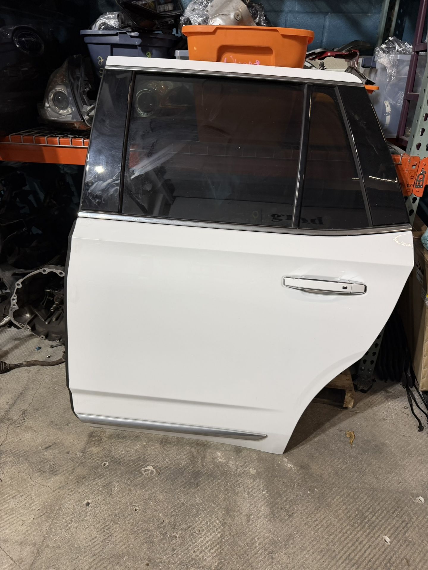 2021-2023 GMC Yukon Rear Left LH Door with Body Side Moulding (contact info removed)0 (contact info removed)9