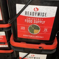 Emergency food buckets