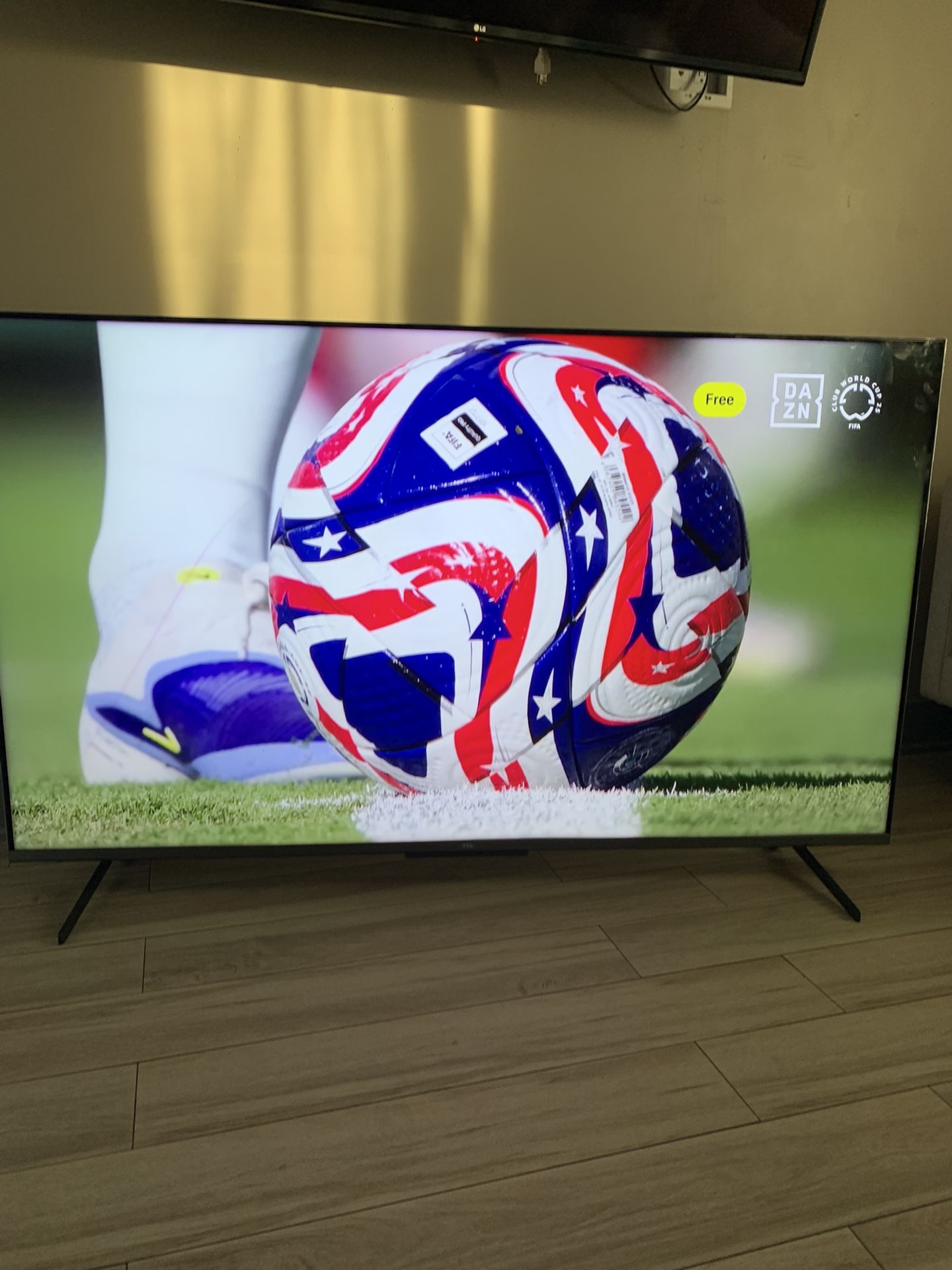 65” TCL Tv