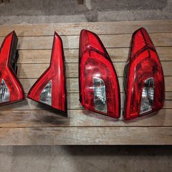 2018 Mazda 3 Tail/Headlights 