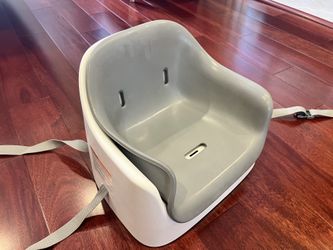 OXO Booster seat