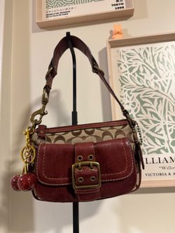 rare coach legacy shoulder bag