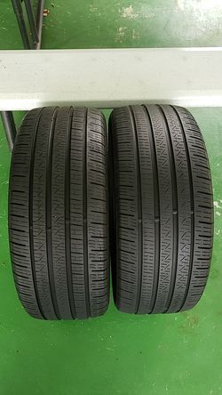 Pirellis in good condition 2 tires 225 45 17 good tread