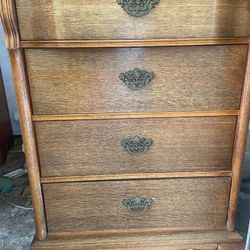 Lexington Chest Of Drawers 