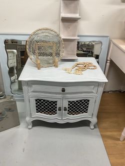 Henredon Side Table with cabinet in updated Coastal Finish