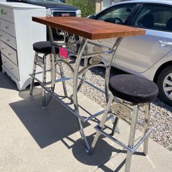 Bar Table And Stools 
