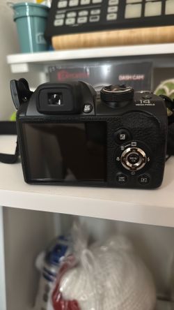 Fujifilm s4500