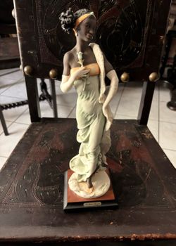 Rare Giuseppe Armani Florence Figurine - 419C African American Lady with Rose