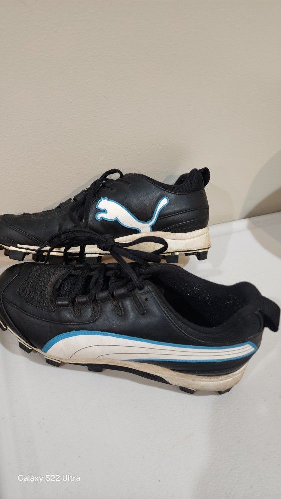 W's PUMA Softball Cleats