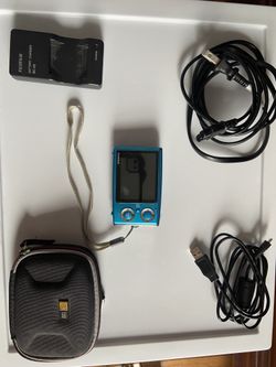 Light Blue Fujifilm FinePix ZDigital Camera – Excellent Condition!