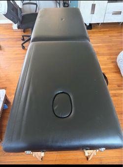 Massage bed