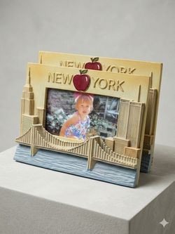vintage 3D resin New York City souvenir picture frames