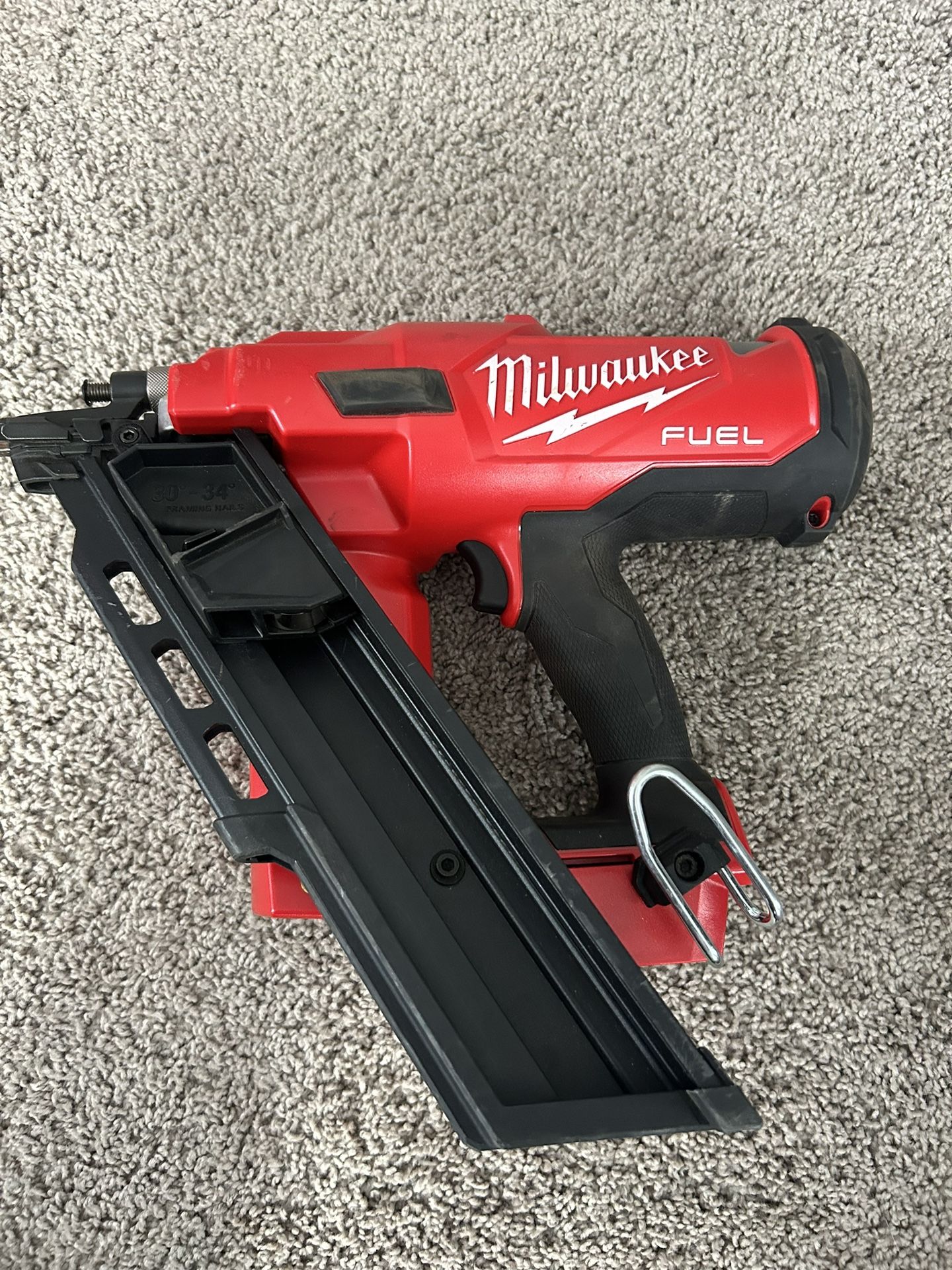 Milwaukee M18 Fuel Brushless 30 Degree Framing Nailer