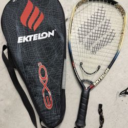 Ektelon Graphite Extreme Racquetball Racquet w/ Case