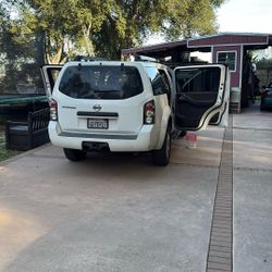 2008 Nissan Pathfinder