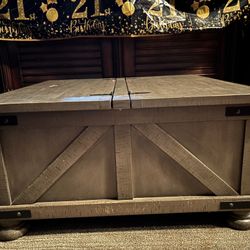 Coffee Table With Storage 36”x36”x18”