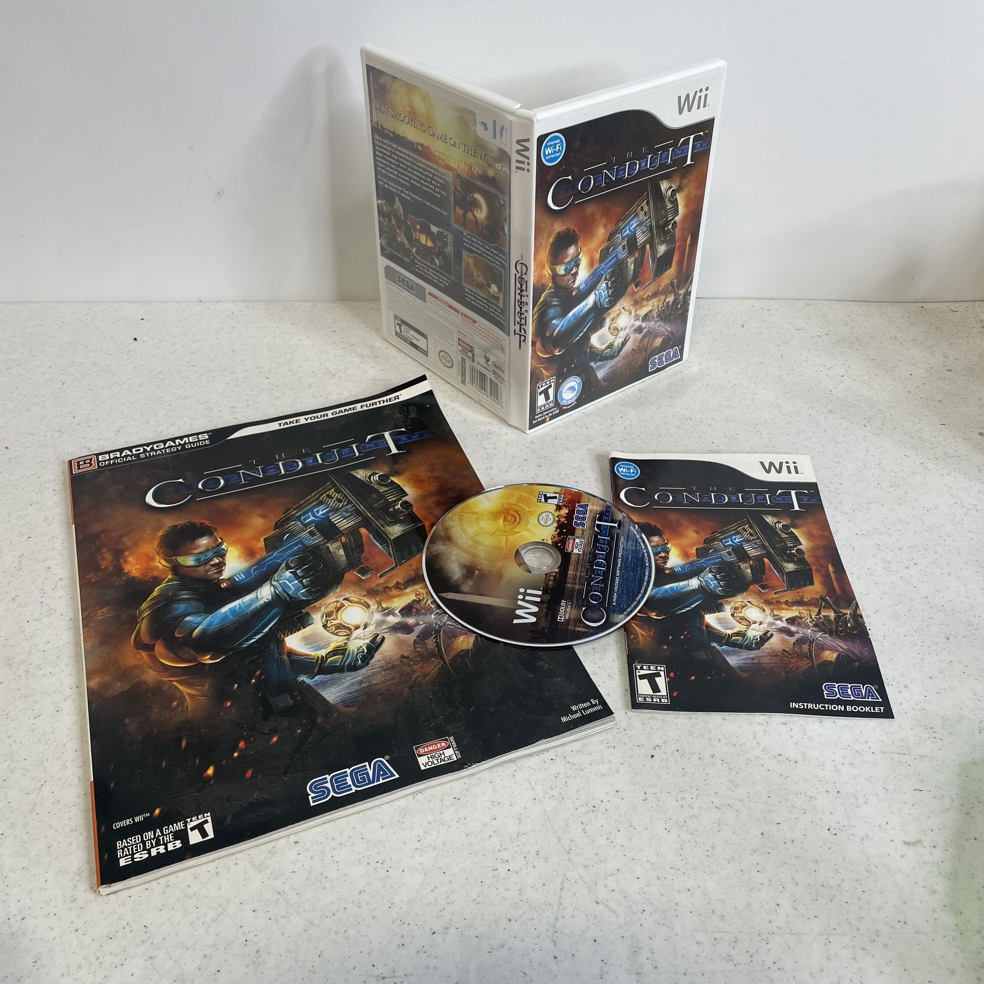 Conduit Wii Game With Strategy Guide 