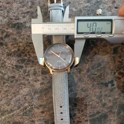 Automatic dress watch