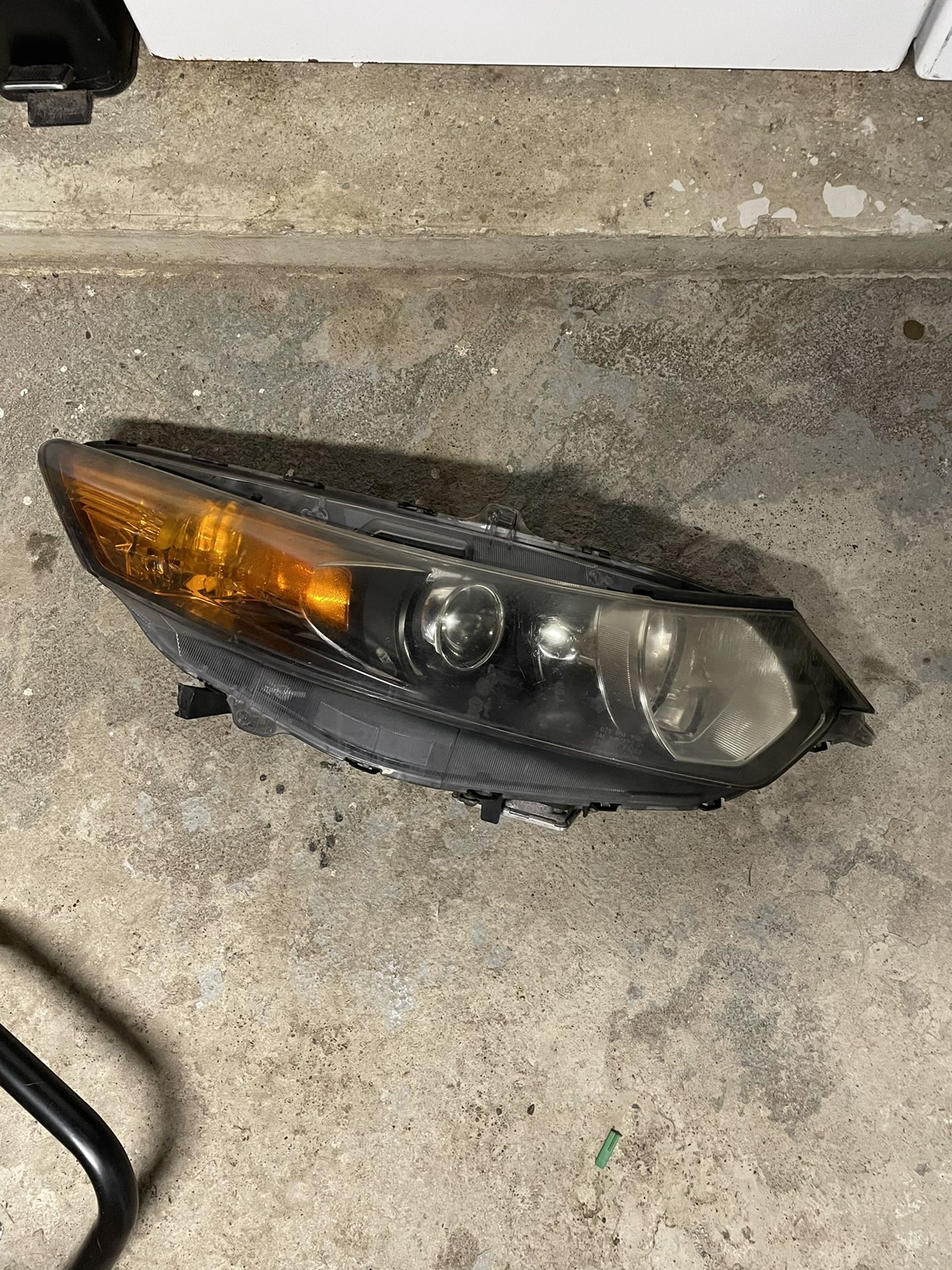 2012 Acura Tsx Right Passenger Headlight OEM