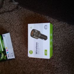 Wireless Hands-free Car Kit Plug-in Charger