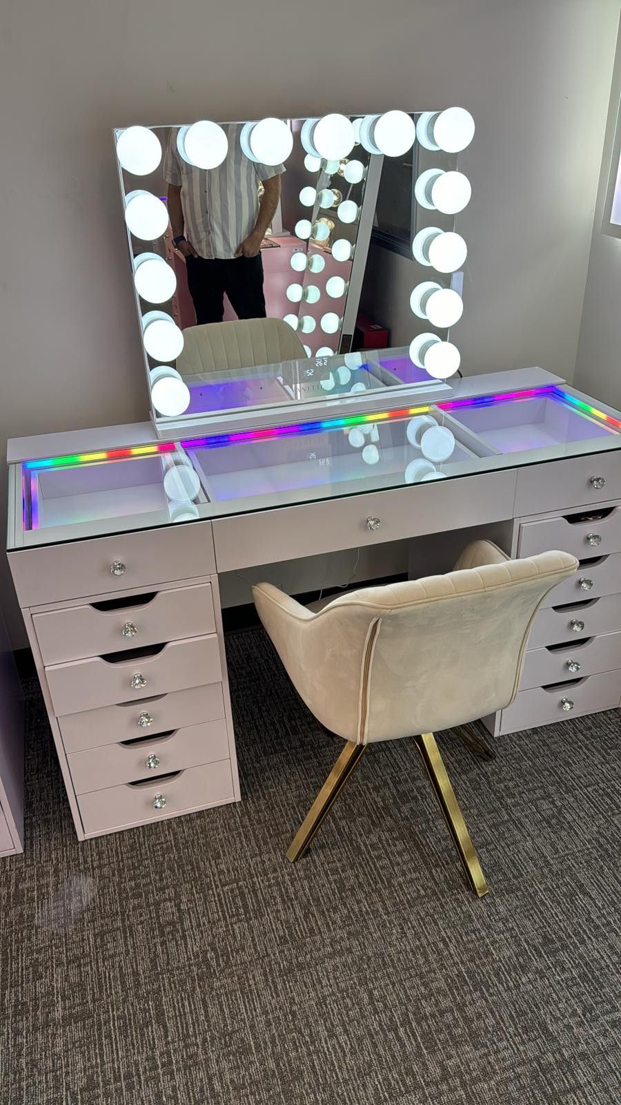 New Vanity Desk with different Colors Od Lights Only 600 for Sale in Rialto, CA OfferUp