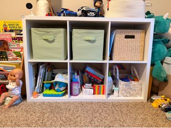 8-Cube Storage Organizer w/ Bins – White