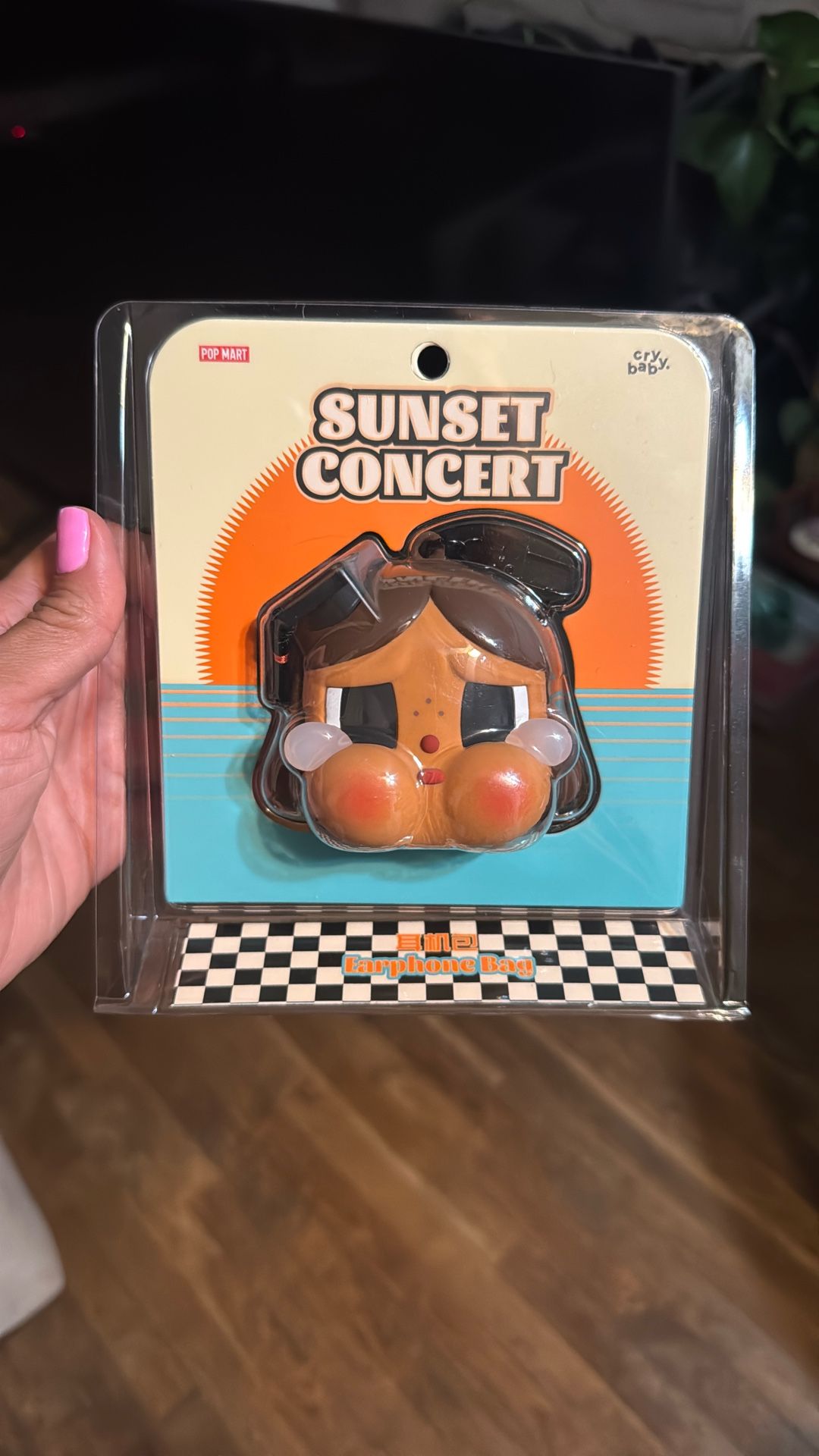 Authentic Crybaby Sunset Concert Earphone Bag Sealed Pop Mart US SELLER