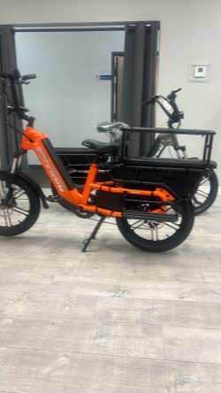 Ebike for sale - family ebike brand new in box for 1000