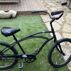 Electra Cruiser Bike Great Xmas Gift For Pre-teen or Petite Woman