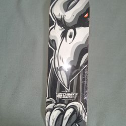 8.0 Tony Hawk Birdhouse Skateboard 65$ Obo