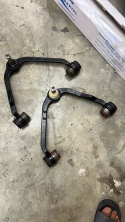 Ford upper control arms