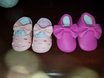 Zapatitos nuevos sz 3 y 4