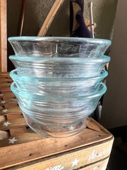 Little bowls set 2 Dlrs
