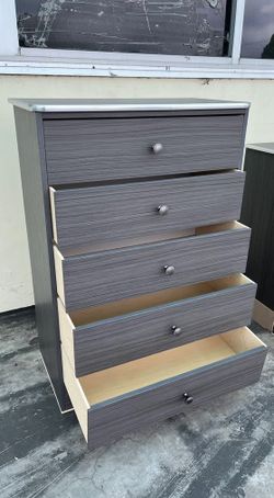 Five Drawers Dresser 