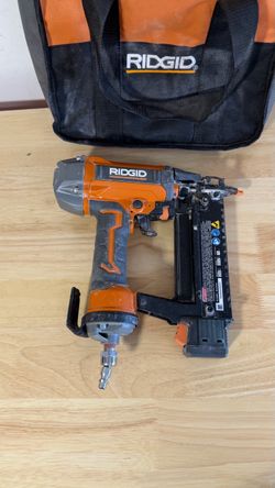Ridgid 18 Gauge Pneumatic Brad Nailer