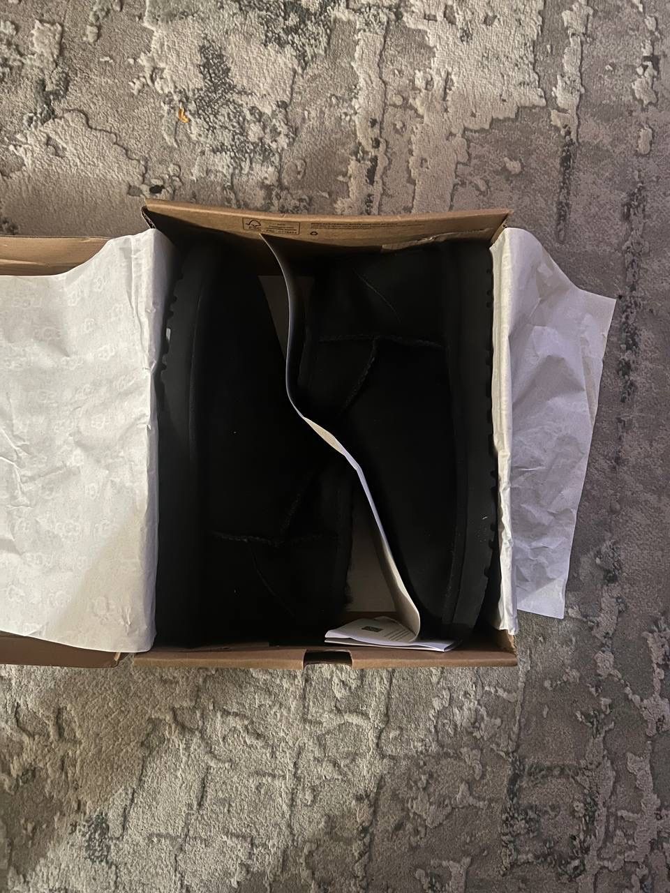 UGG Classic Ultra Mini Boot Black (women’s)