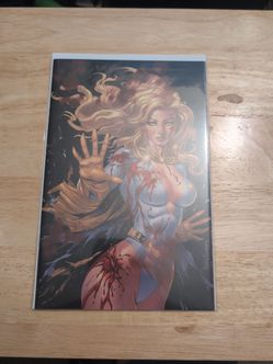 The Boys #1 Tyler Kirkham Battle Damage STARLIGHT Virgin Variant LTD 200 NYCC