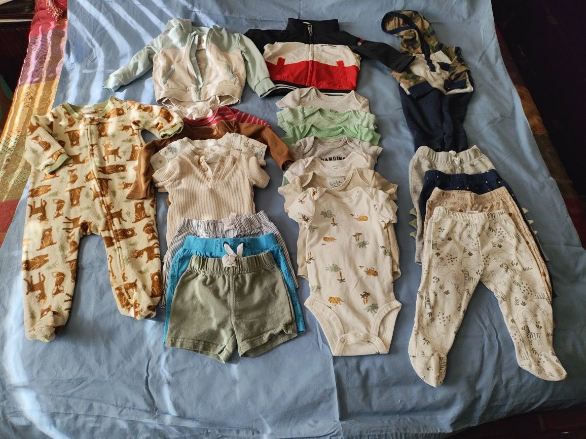 LOT OF BABY BOY CLOTHING SIZE 6 & 6-9 MONTHS