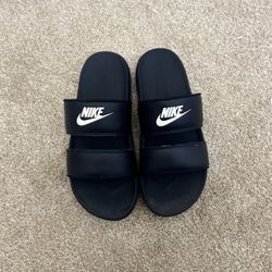 Womens nike sandals 