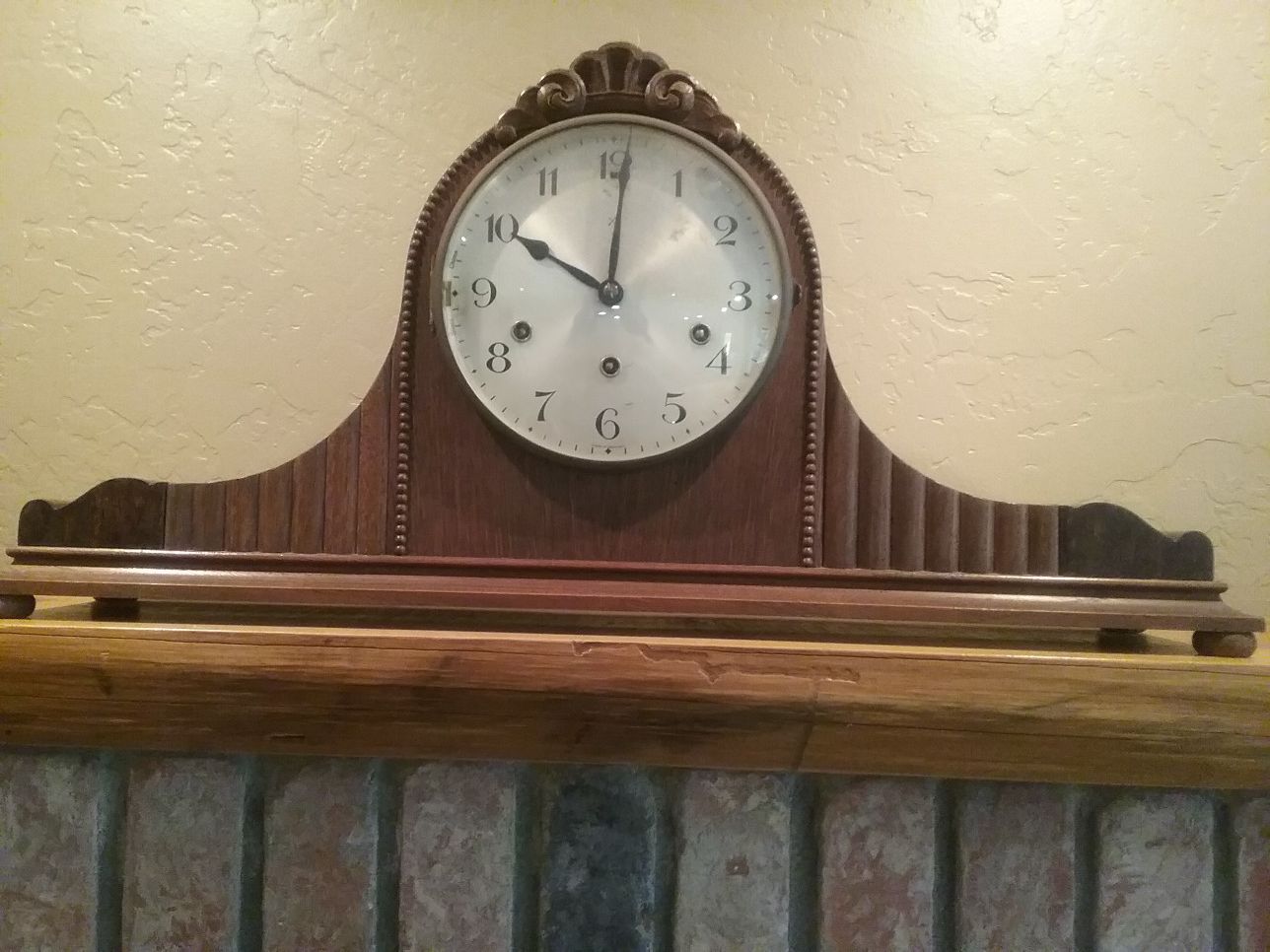 ANTIQUE Westminster chime mantel clock