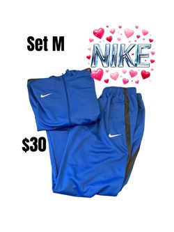 Nike Tracksuit Set Blue Medium excellent condition 💕💕100326 2