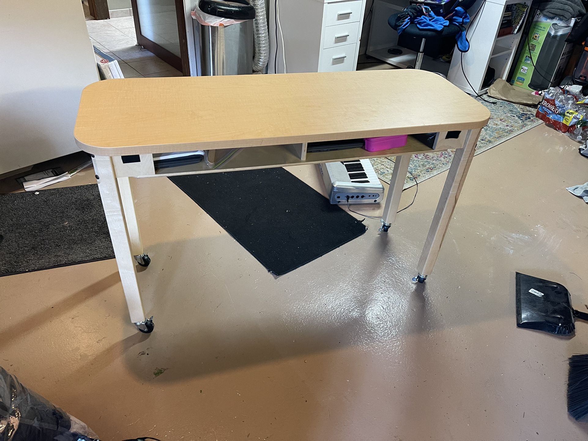 Twin desk